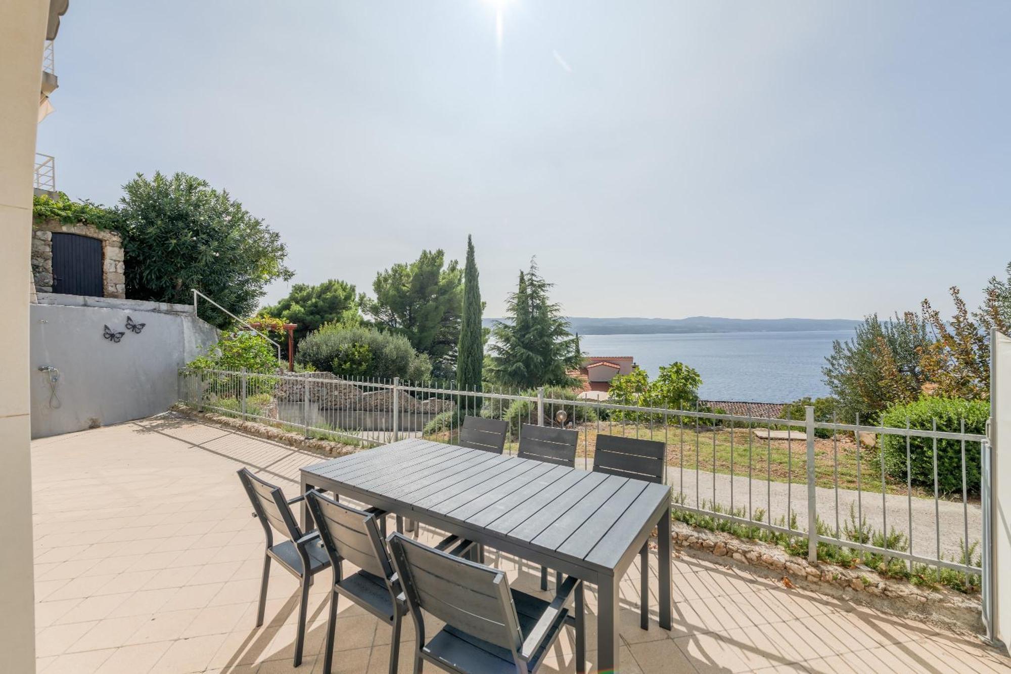 Apartments With Pool Vrdoljak Omis Room photo