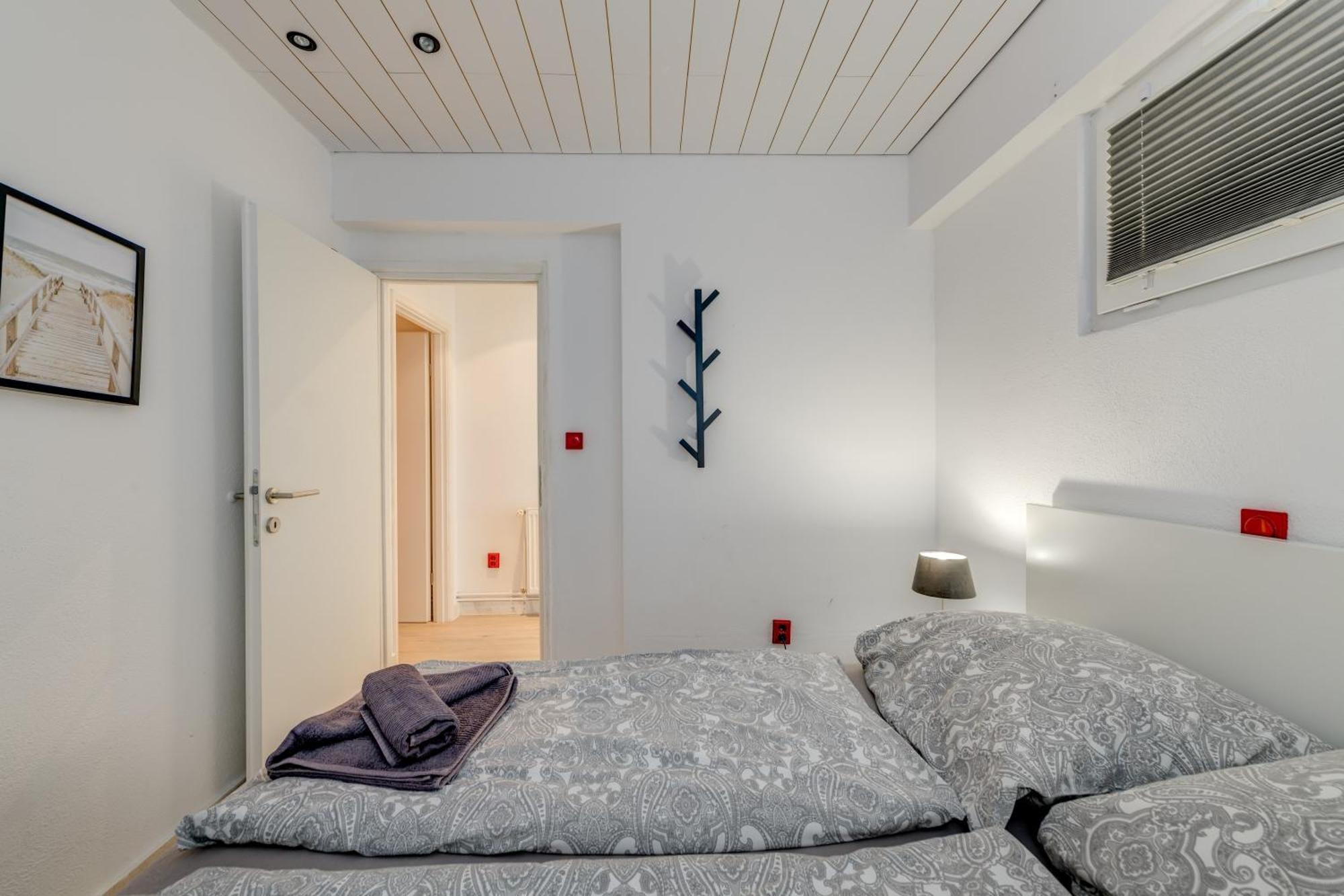 Apartments With Pool Vrdoljak Omis Exterior photo