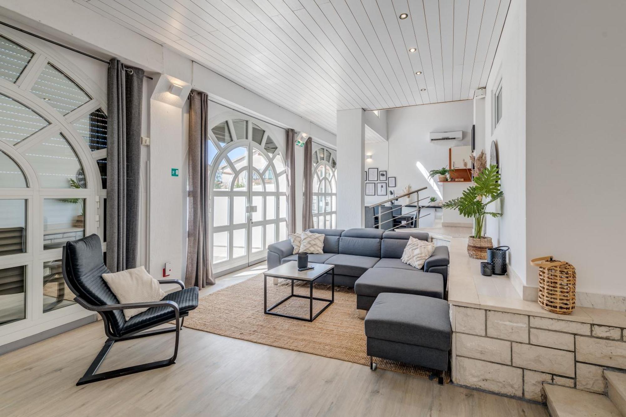 Apartments With Pool Vrdoljak Omis Room photo