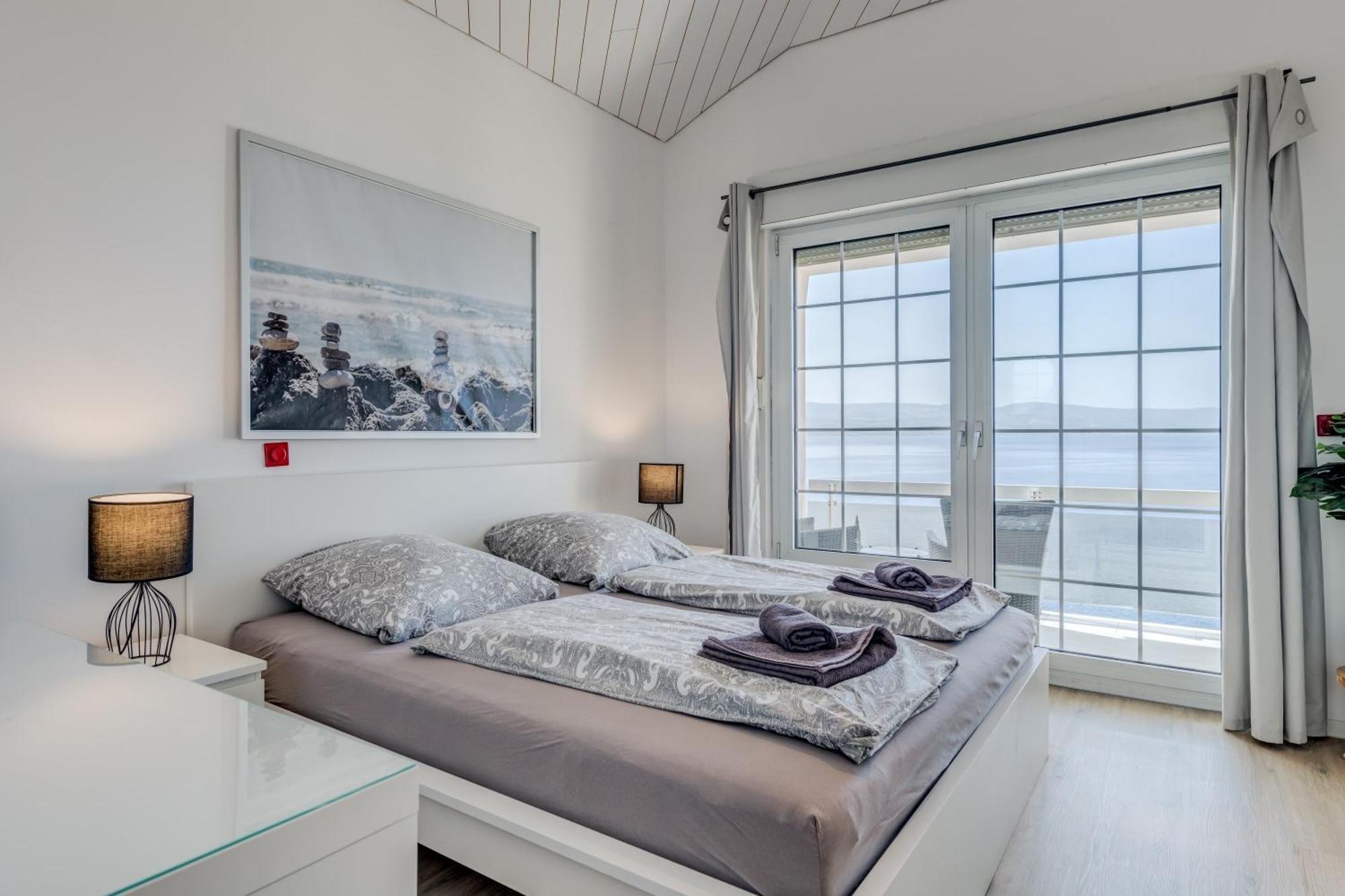 Apartments With Pool Vrdoljak Omis Room photo