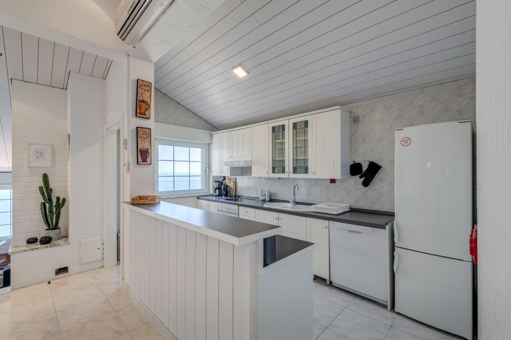 Apartments With Pool Vrdoljak Omis Room photo